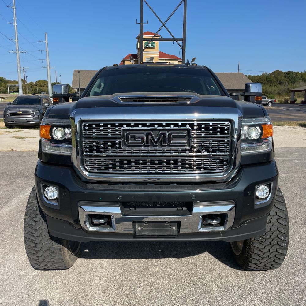 2018 GMC Sierra 2500HD Denali