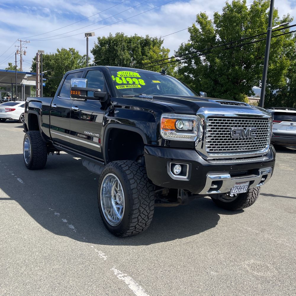 2017 GMC Sierra 2500HD Denali