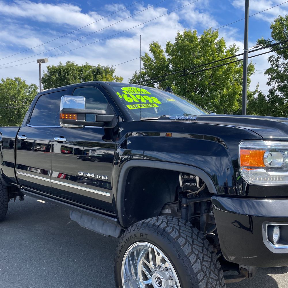 2017 GMC Sierra 2500HD Denali