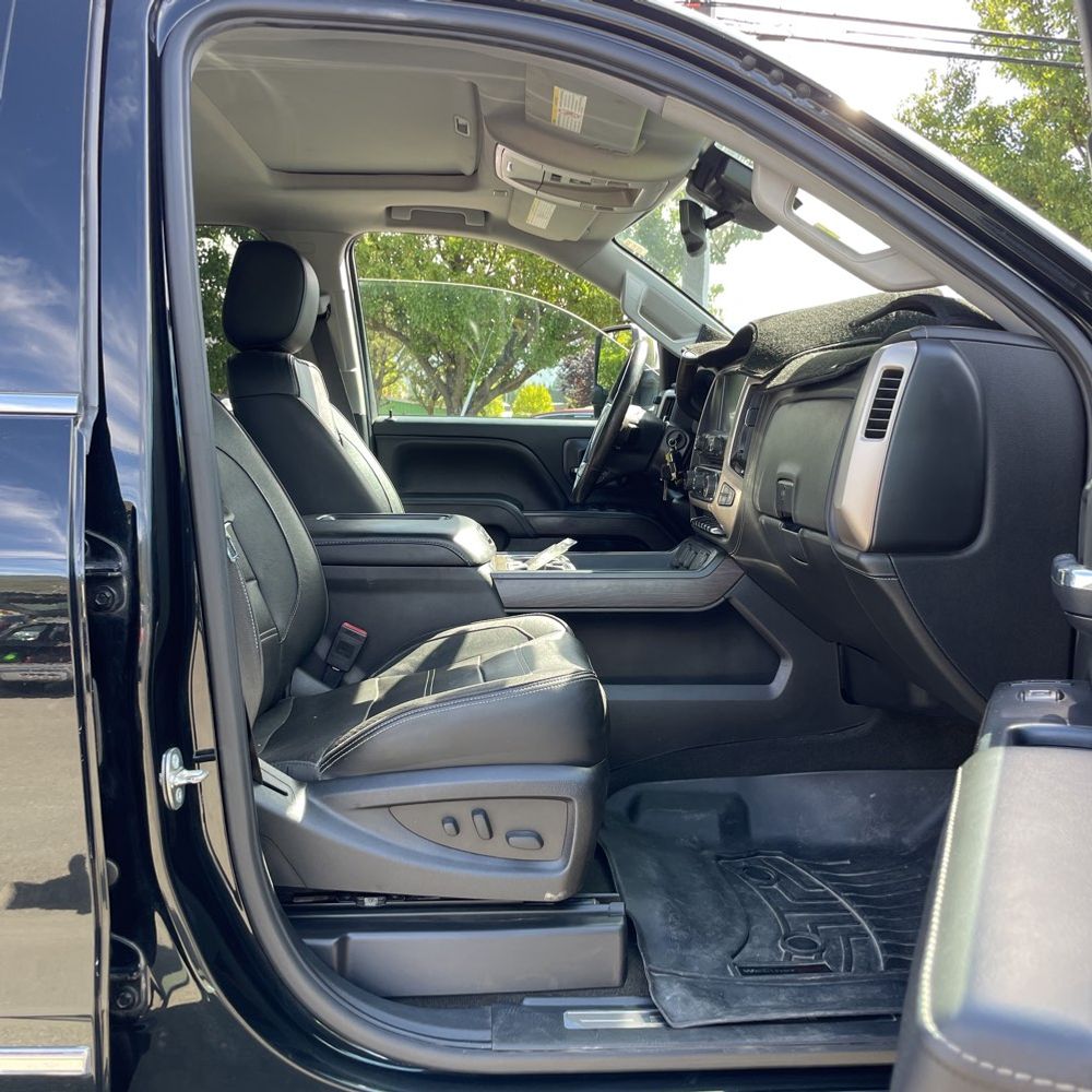 2017 GMC Sierra 2500HD Denali