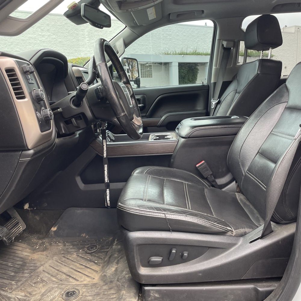 2017 GMC Sierra 2500HD Denali