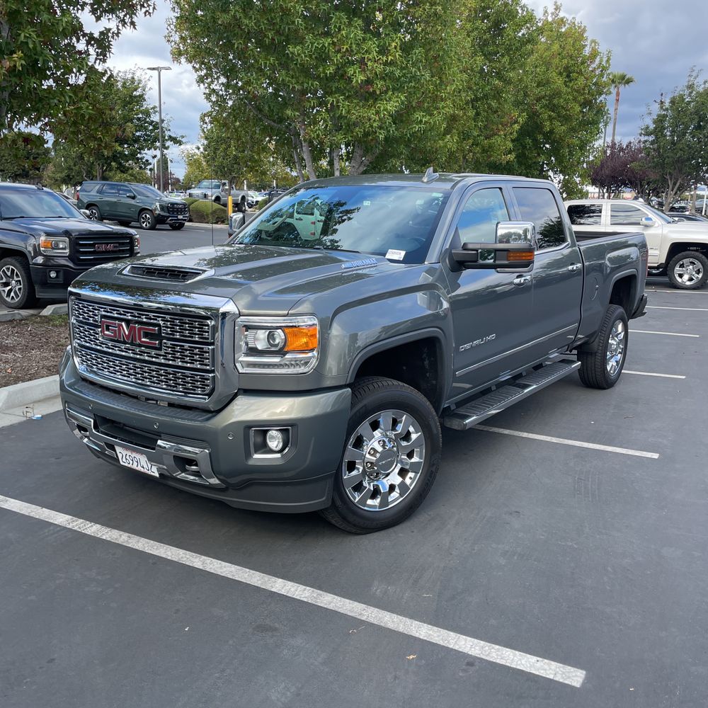 2018 GMC Sierra 2500HD Denali
