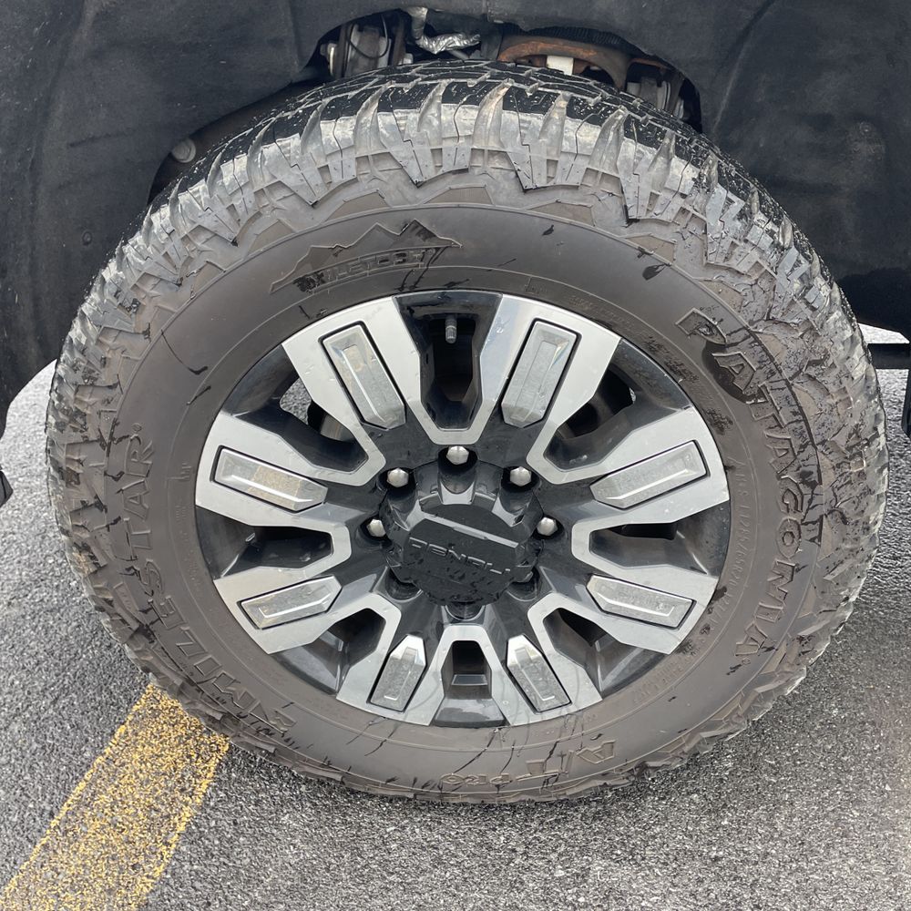 2023 GMC Sierra 2500 SLT