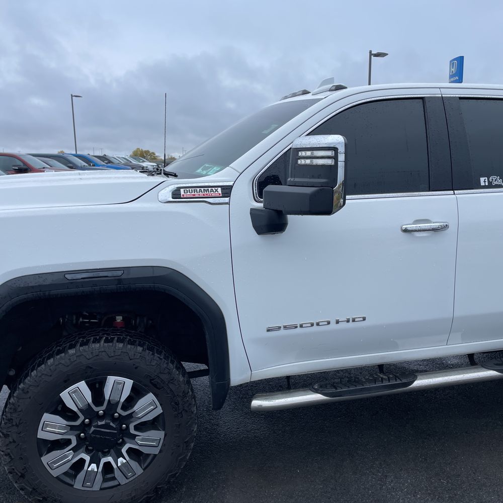 2023 GMC Sierra 2500 SLT
