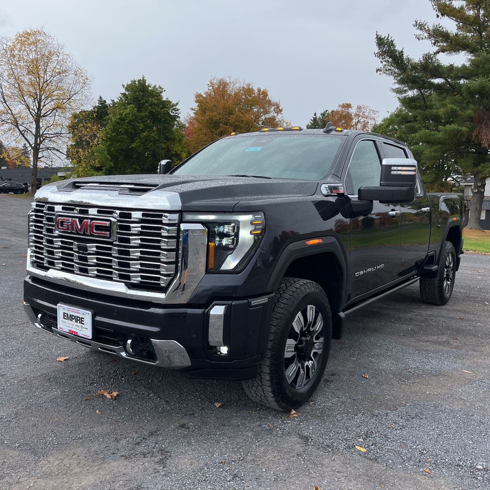 2024 GMC Sierra 2500 Denali