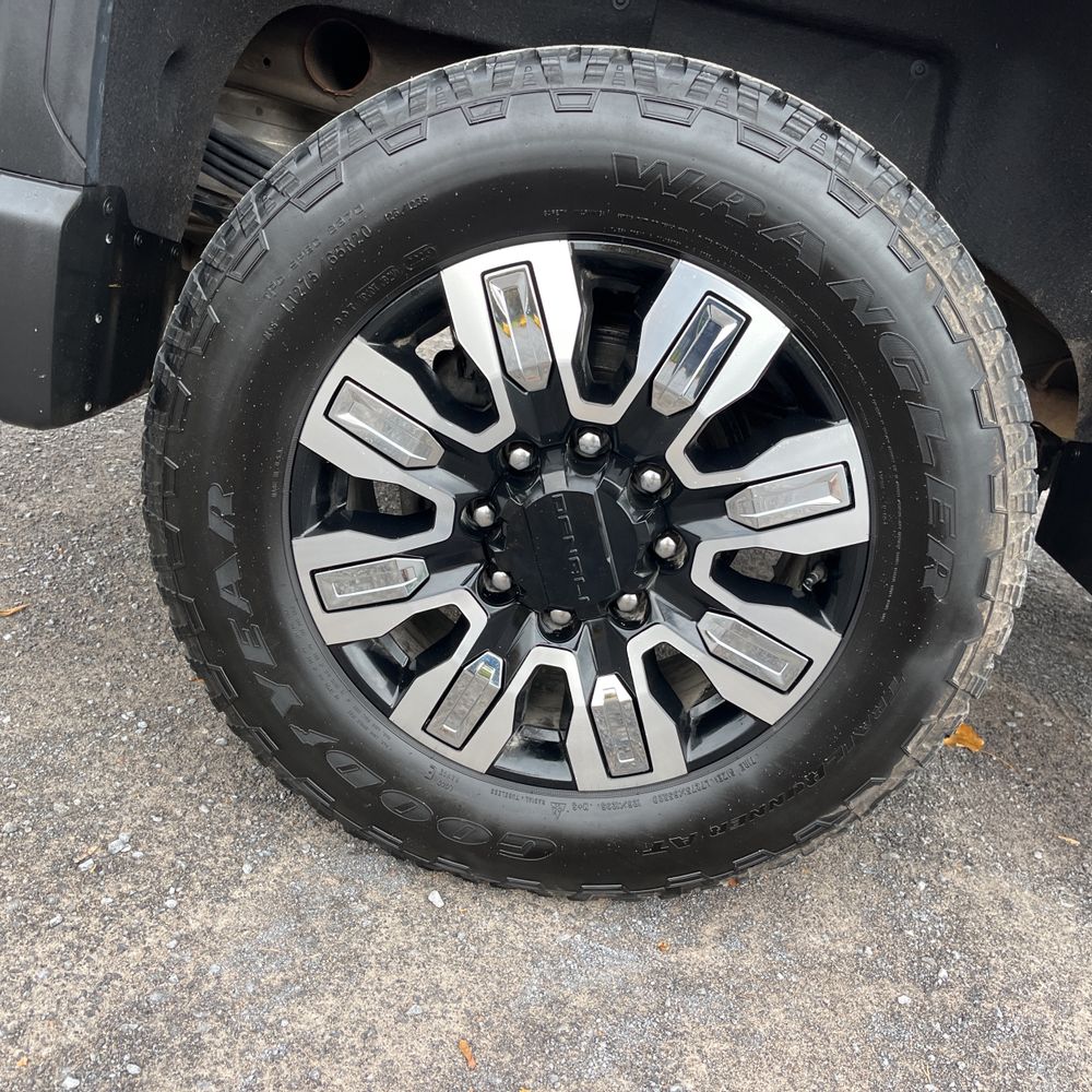2024 GMC Sierra 2500 Denali
