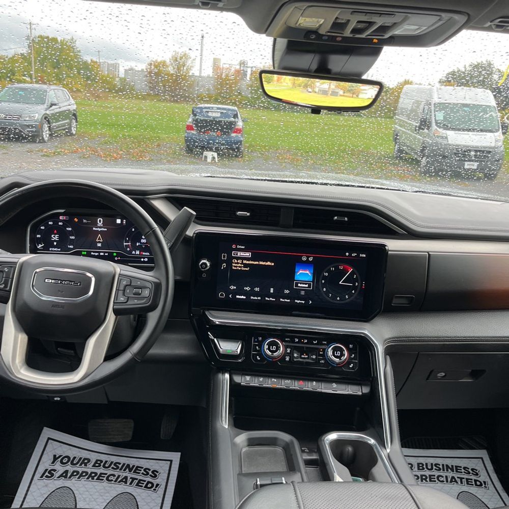 2024 GMC Sierra 2500 Denali