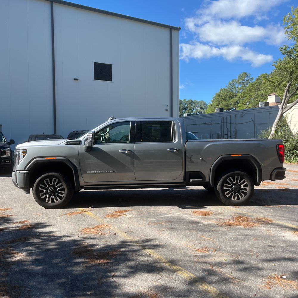 2024 GMC Sierra 2500HD Denali Ultimate
