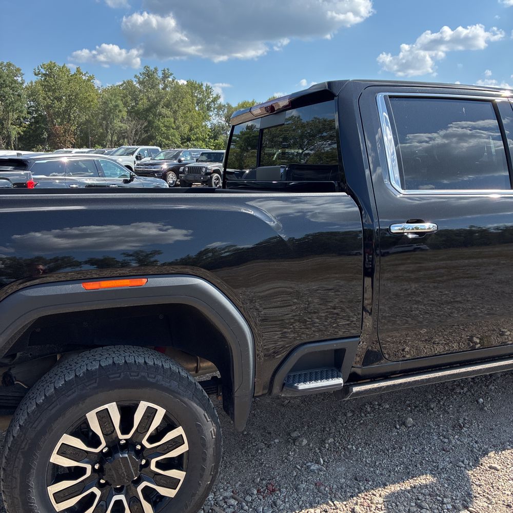 2024 GMC Sierra 2500 Denali Ultimate
