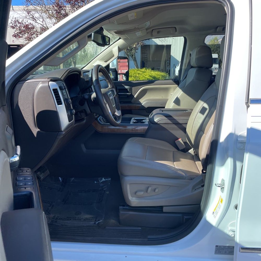 2017 GMC Sierra 2500HD SLT