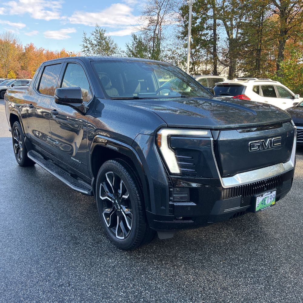2025 GMC Sierra EV Denali Max Range