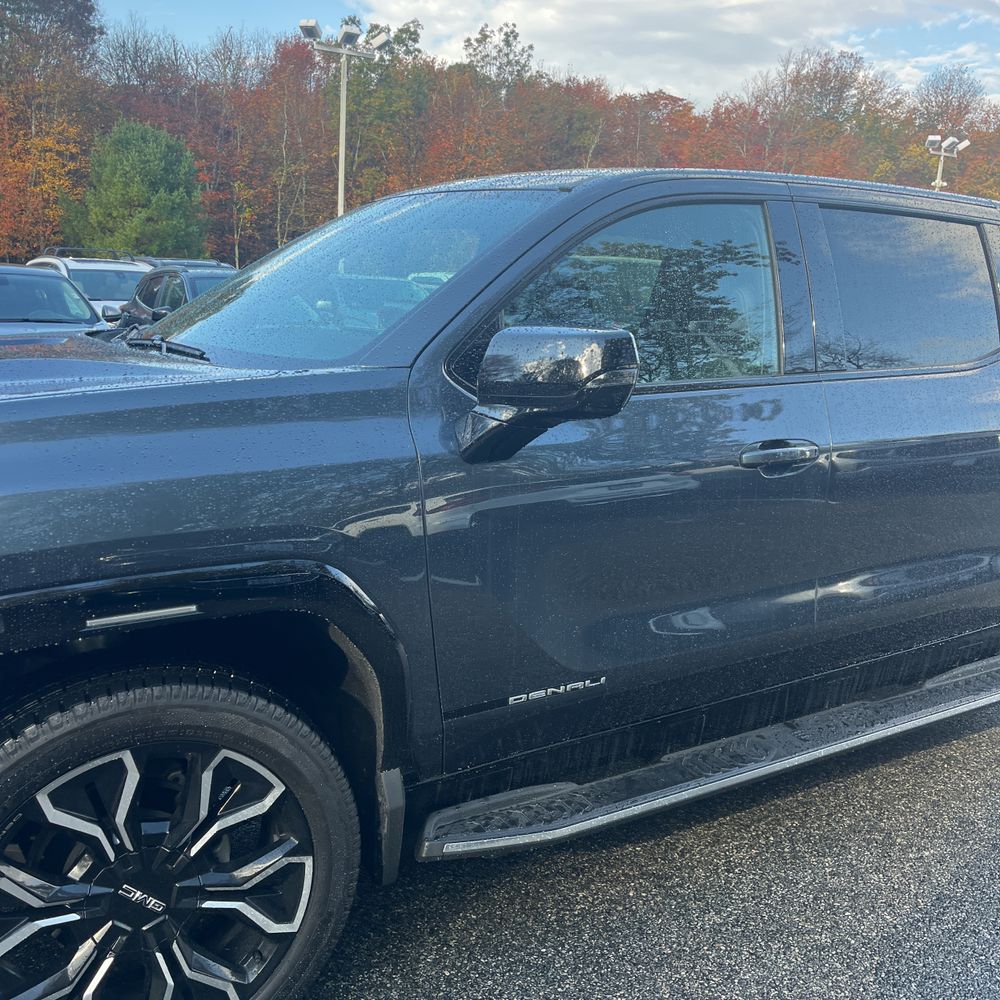 2025 GMC Sierra EV Denali Max Range