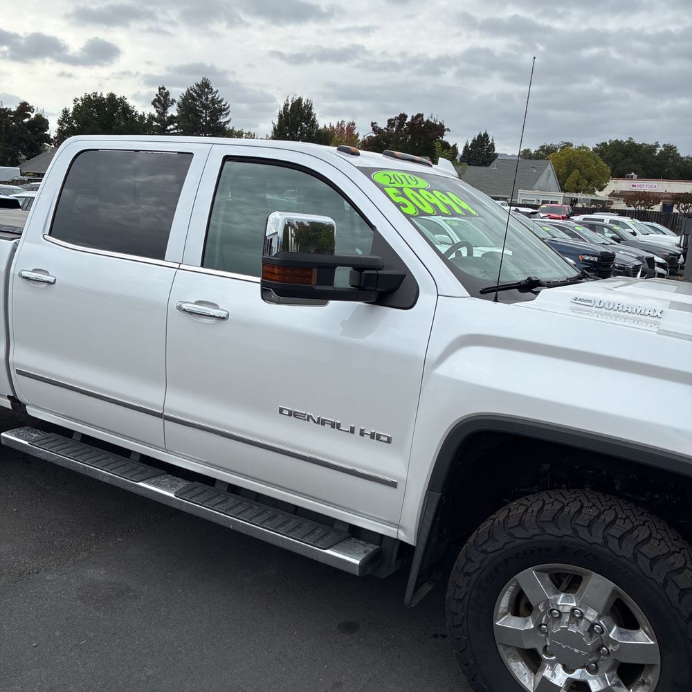 2019 GMC Sierra 3500HD Denali