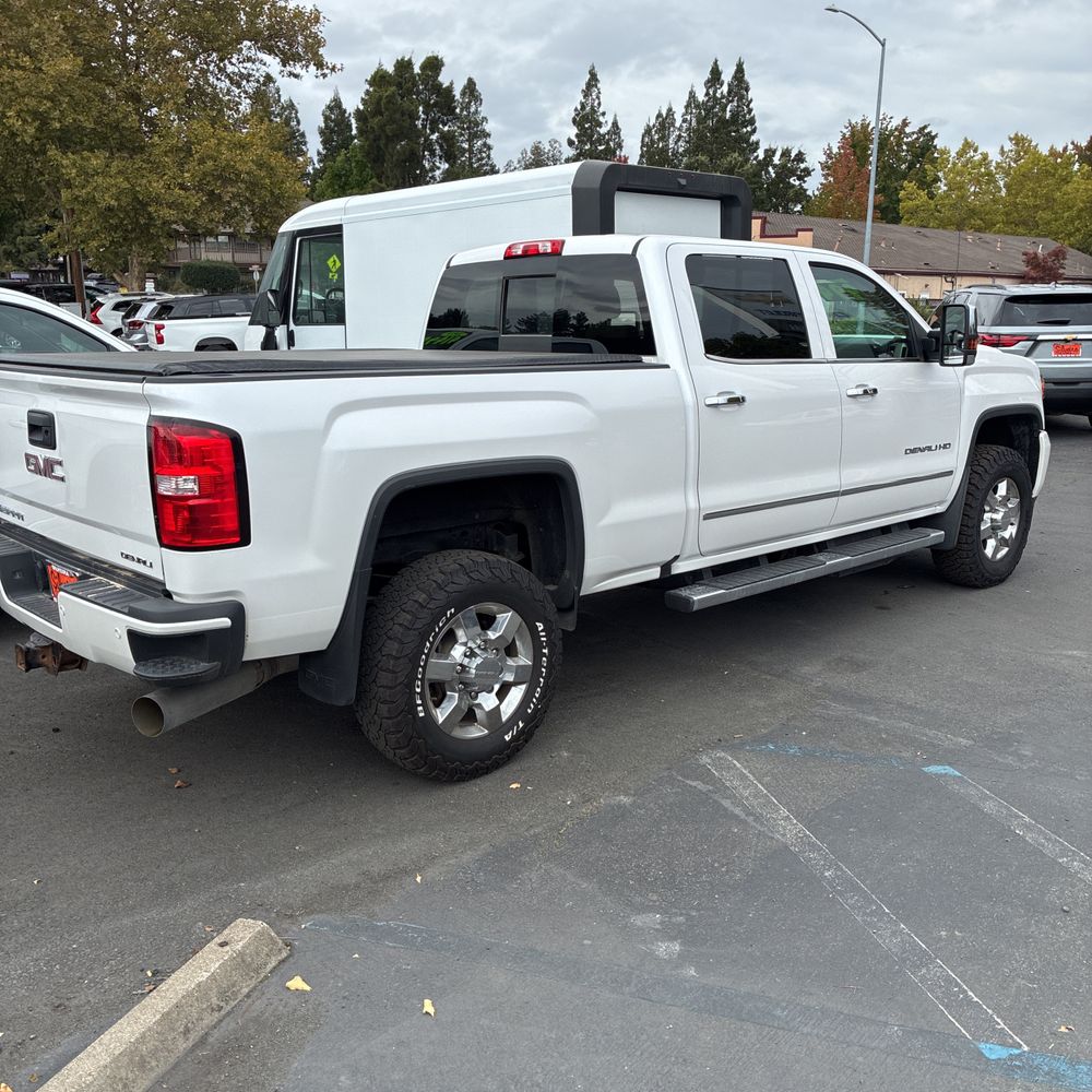 2019 GMC Sierra 3500HD Denali