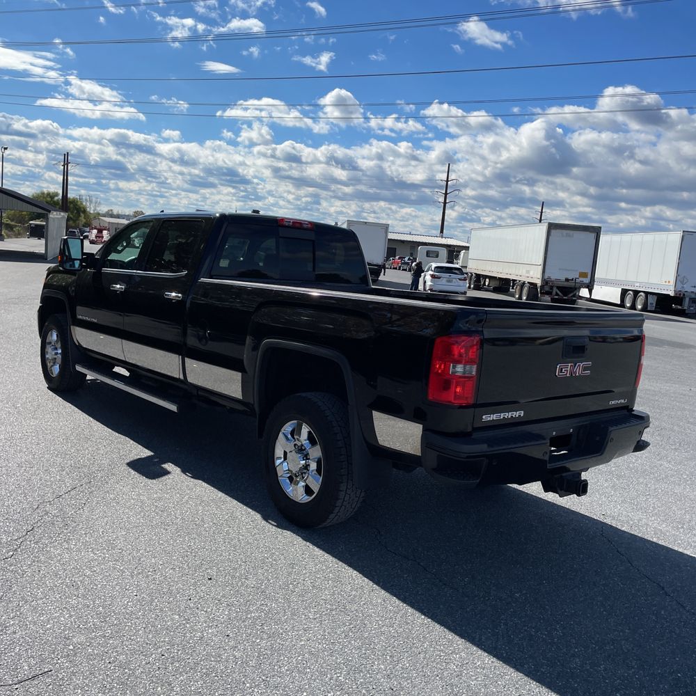 2016 GMC Sierra 3500HD Denali