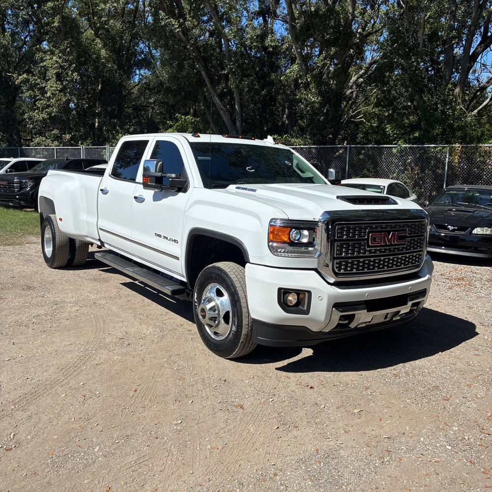 2018 GMC Sierra 3500HD Denali