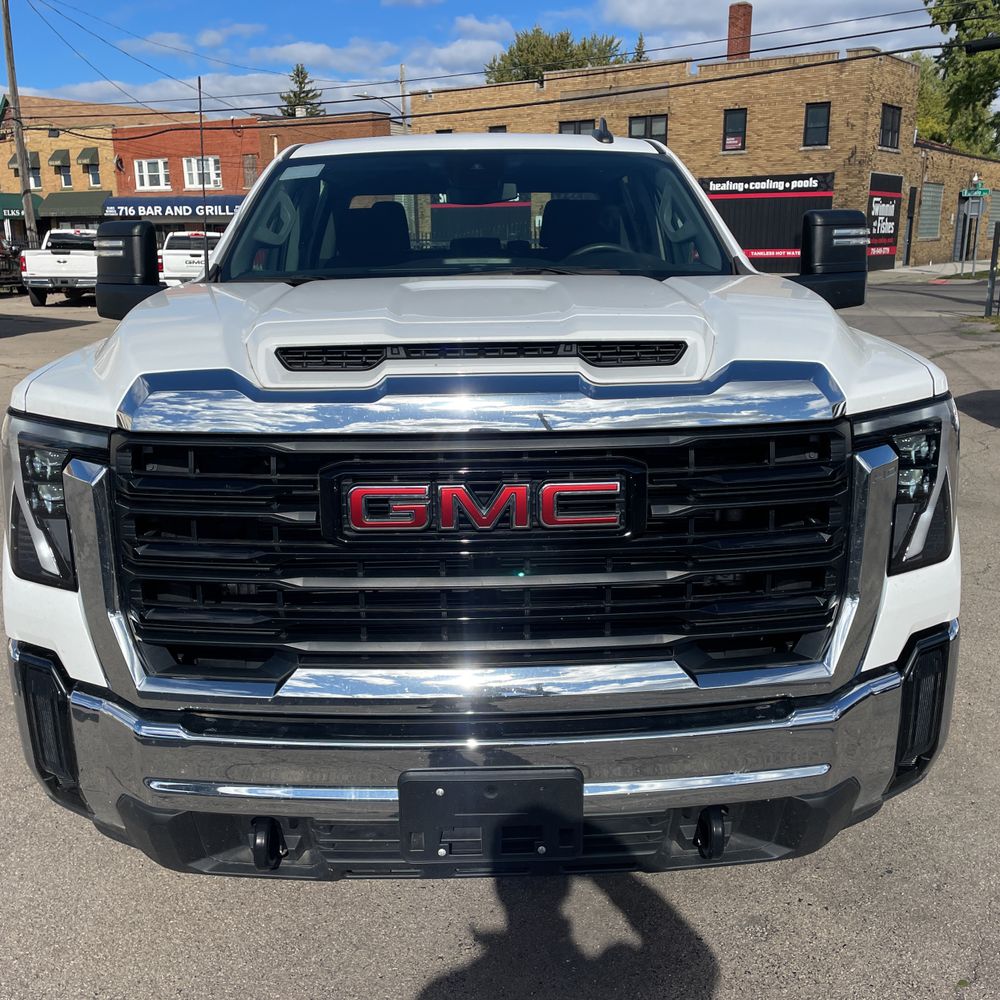 2024 GMC Sierra 2500 Pro