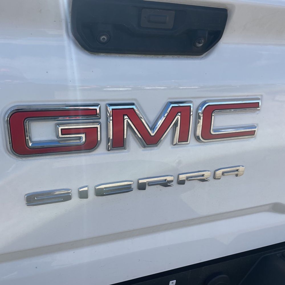 2024 GMC Sierra 2500 Pro
