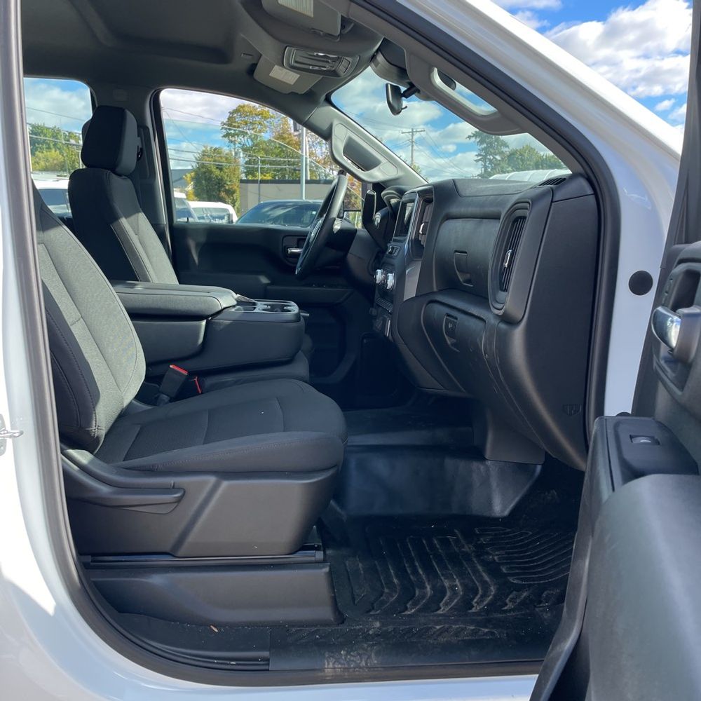 2024 GMC Sierra 2500 Pro