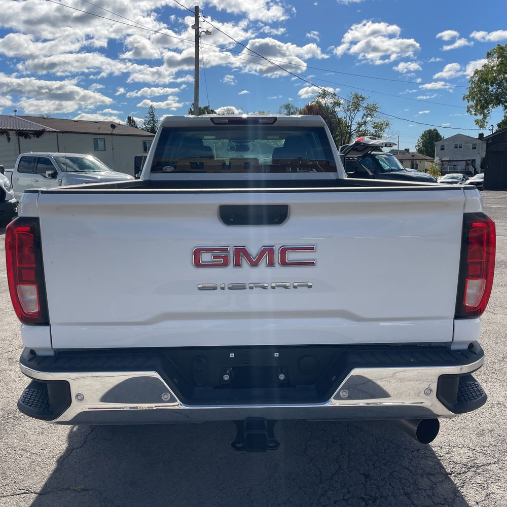 2024 GMC Sierra 2500 Pro
