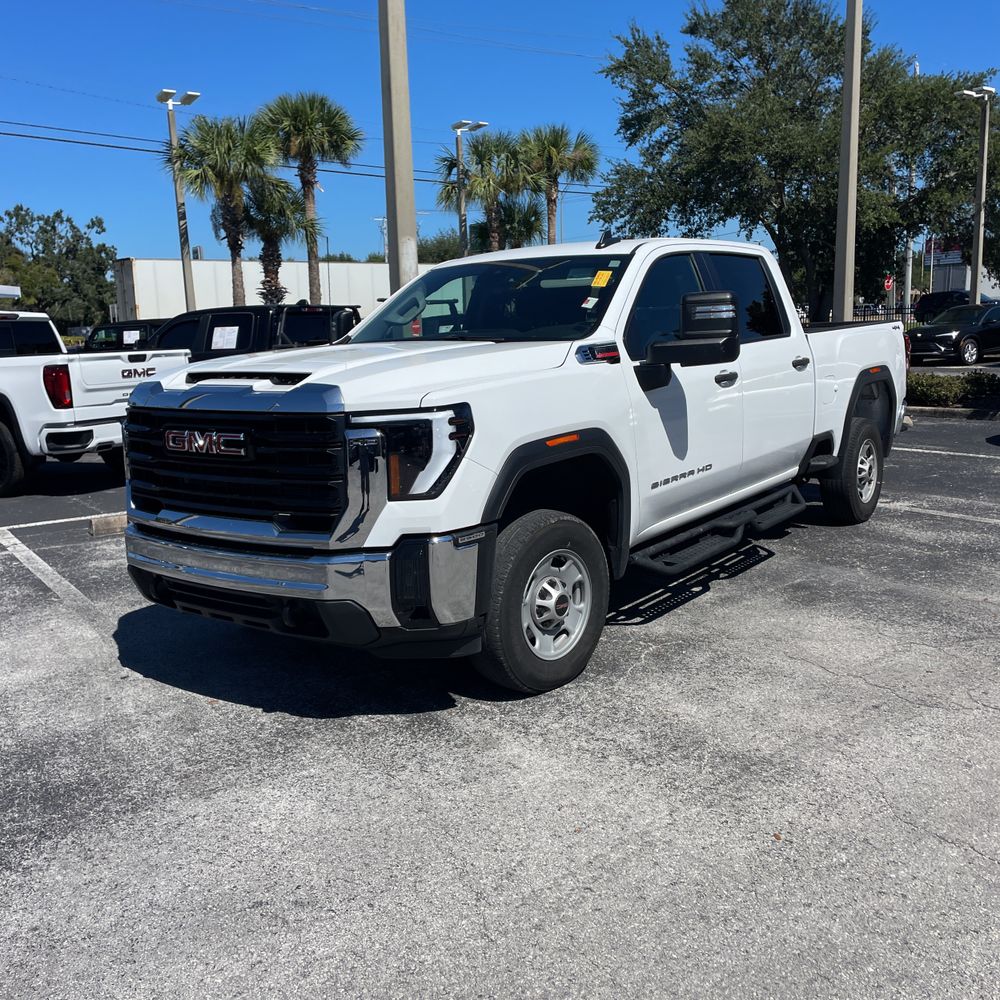 2024 GMC Sierra 2500HD Pro