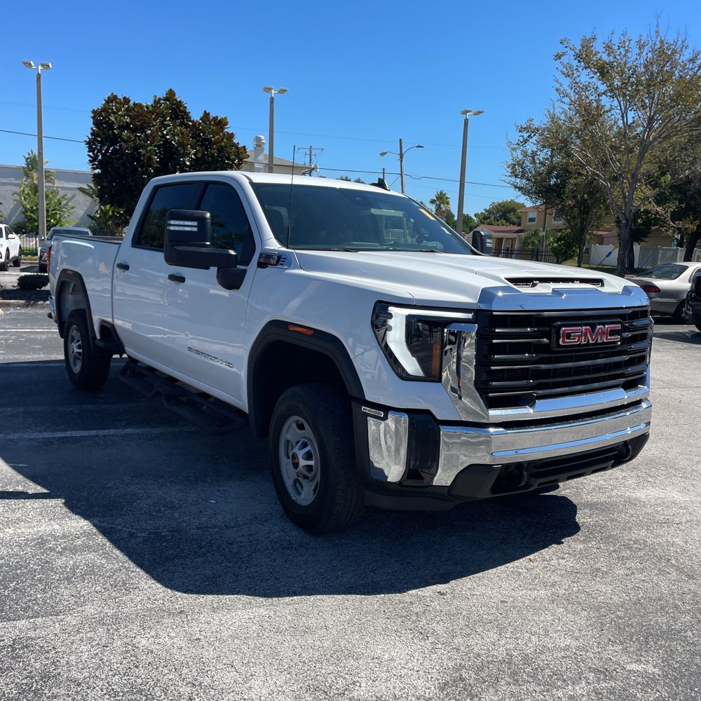 2024 GMC Sierra 2500HD Pro