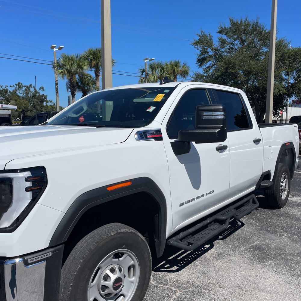 2024 GMC Sierra 2500HD Pro