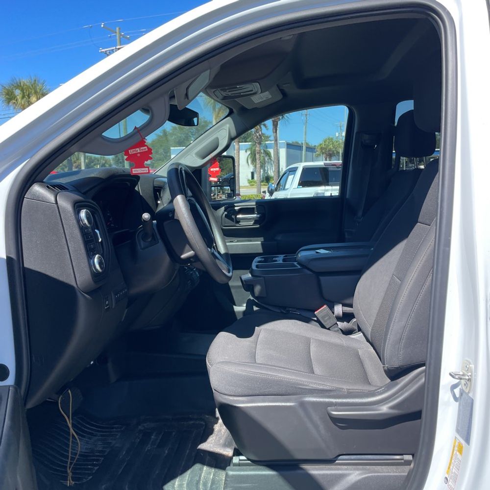 2024 GMC Sierra 2500HD Pro