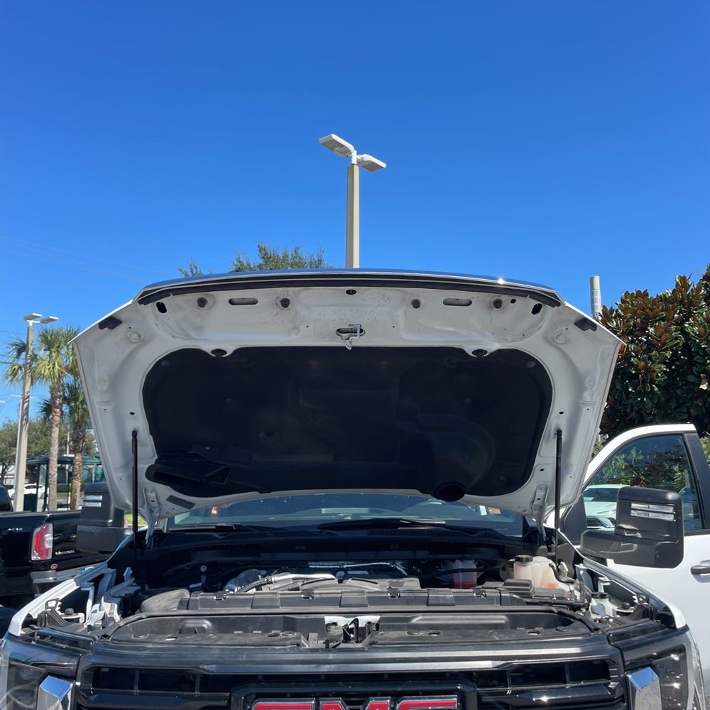 2024 GMC Sierra 2500HD Pro