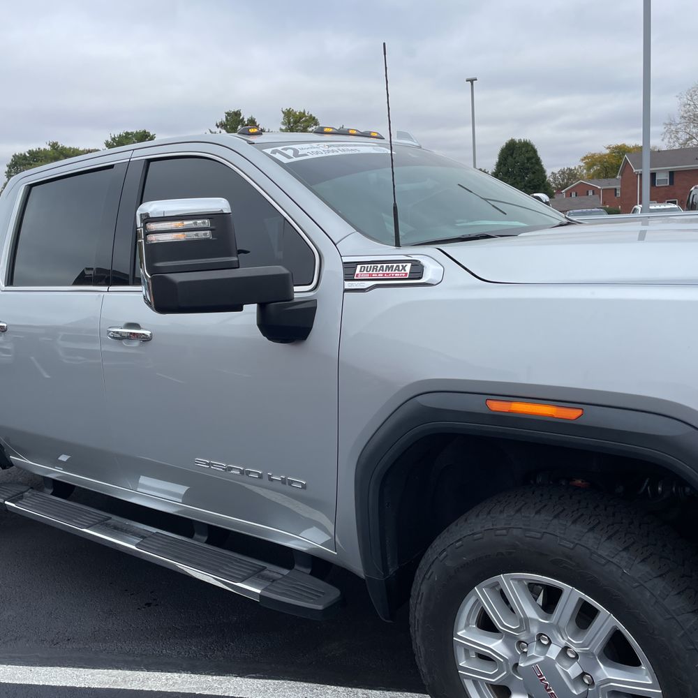 2023 GMC Sierra 2500HD SLT