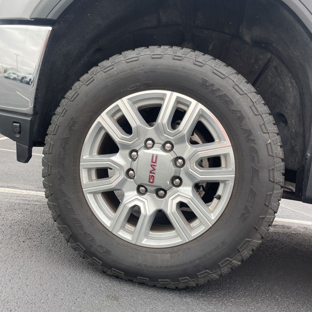 2023 GMC Sierra 2500HD SLT