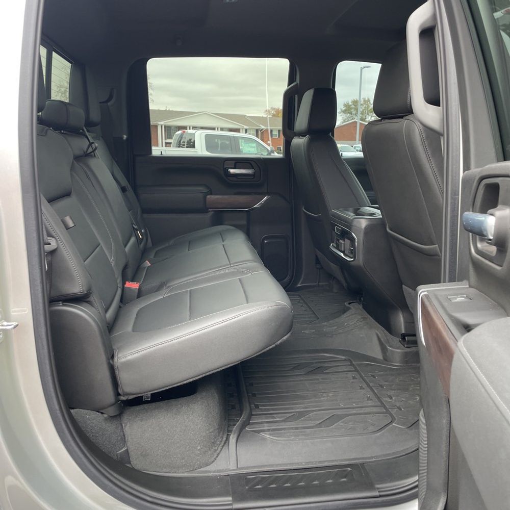 2023 GMC Sierra 2500HD SLT