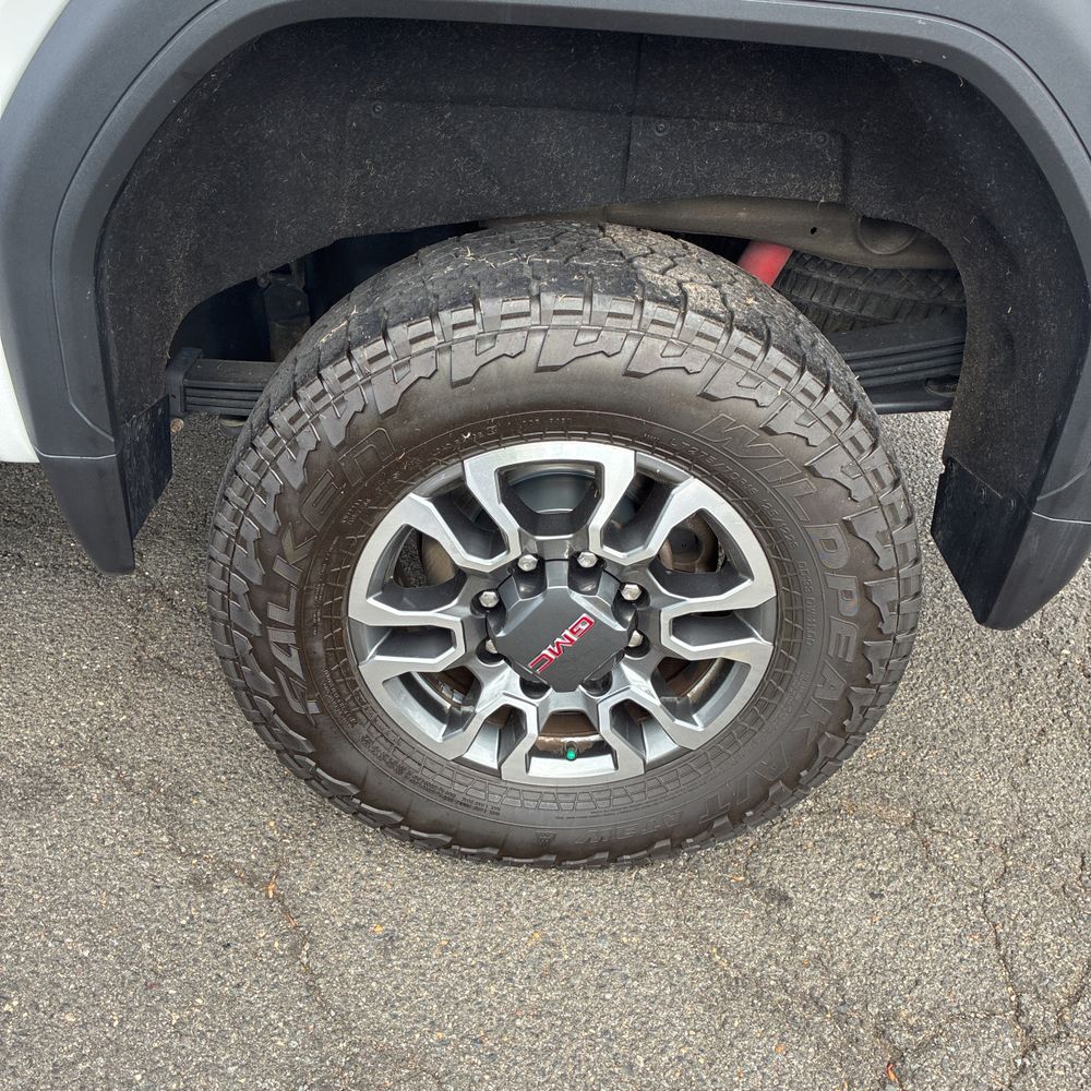 2023 GMC Sierra 2500HD AT4
