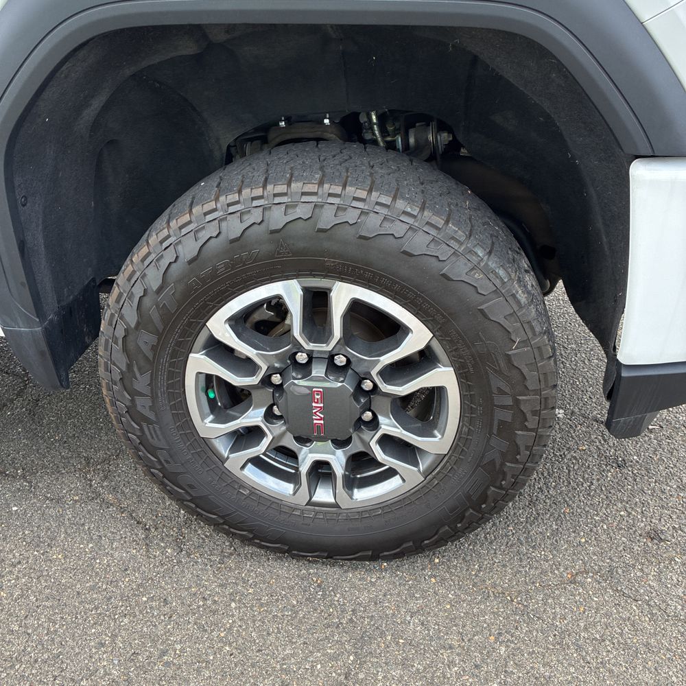 2023 GMC Sierra 2500HD AT4