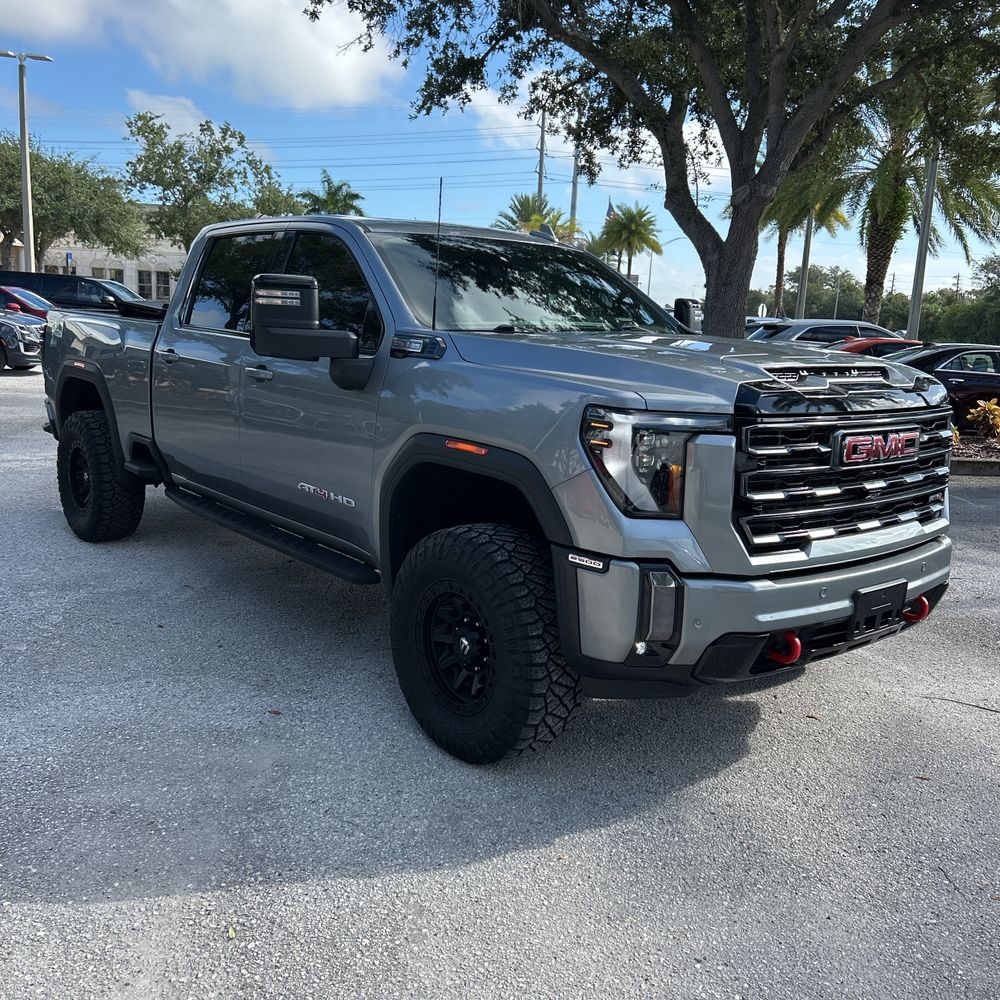 2024 GMC Sierra 2500HD AT4