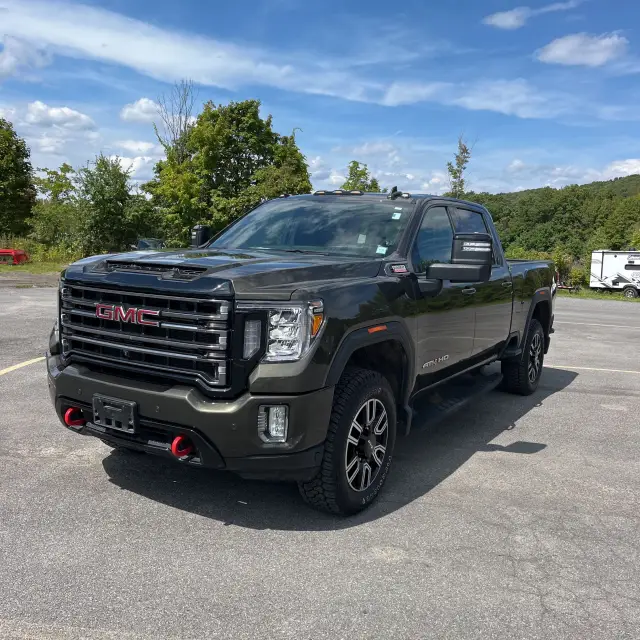 2023 GMC Sierra 2500HD AT4