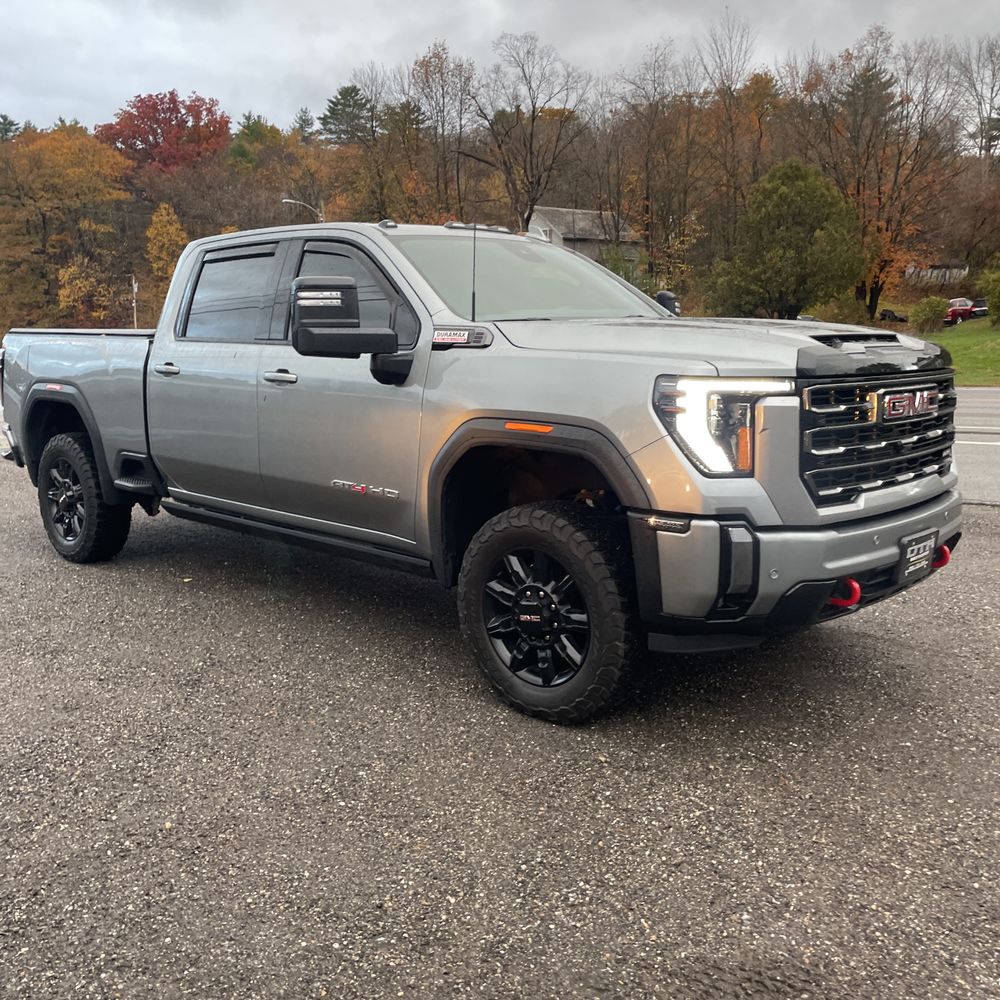 2024 GMC Sierra 2500 AT4