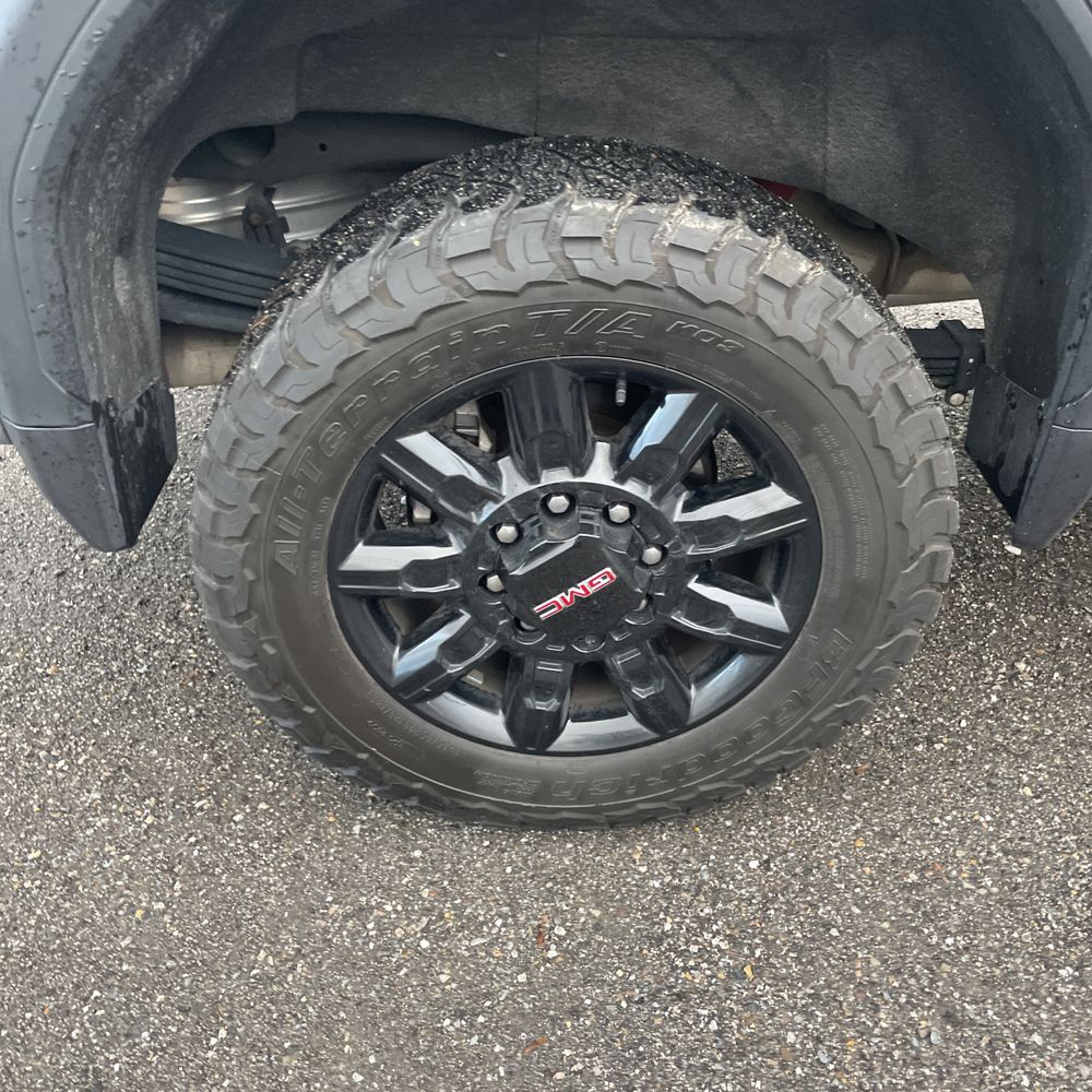 2024 GMC Sierra 2500 AT4