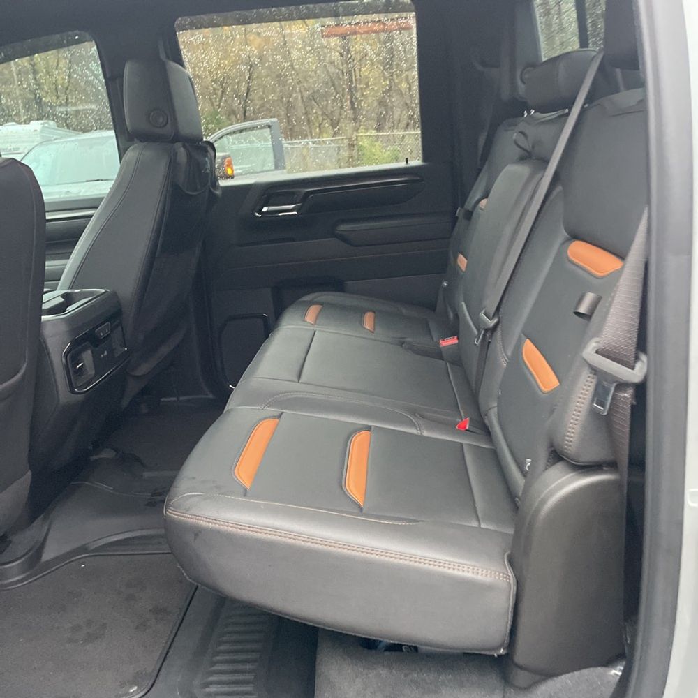 2024 GMC Sierra 2500 AT4