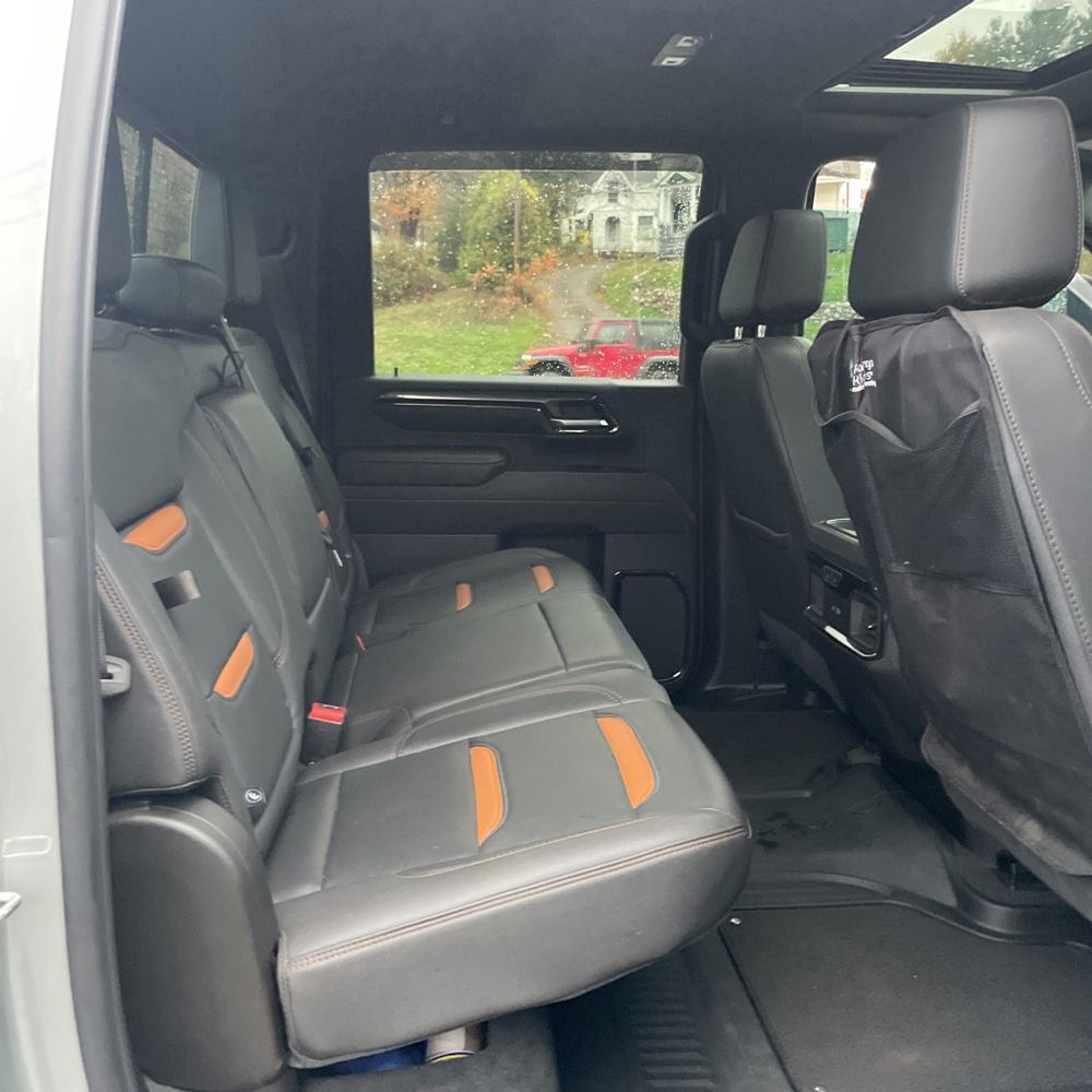 2024 GMC Sierra 2500 AT4
