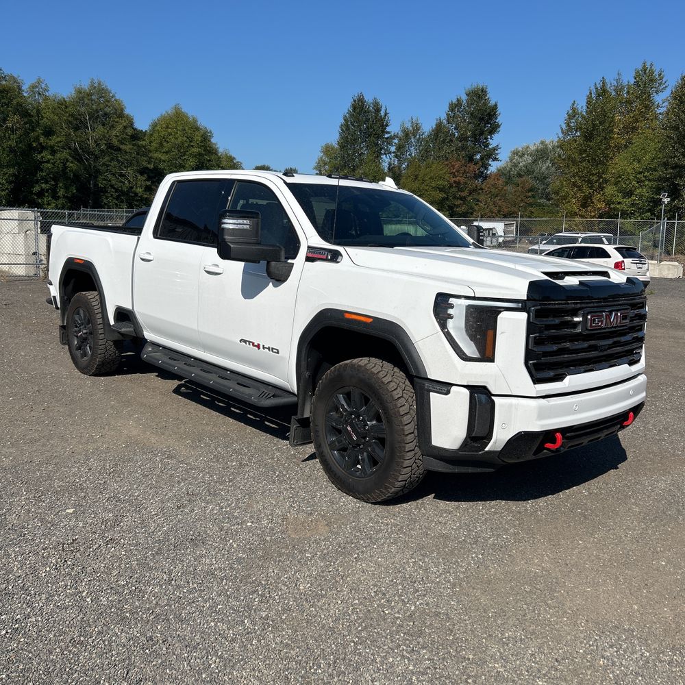 2024 GMC Sierra 2500 AT4