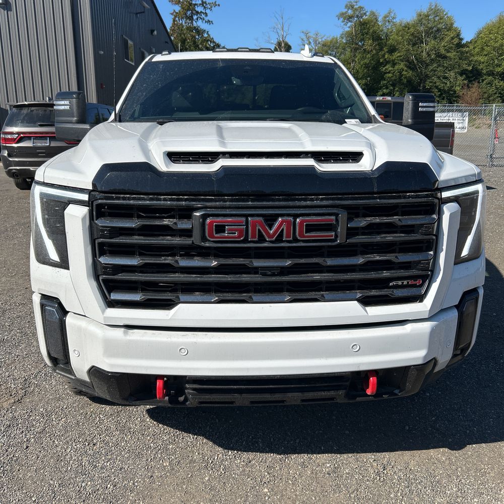 2024 GMC Sierra 2500 AT4