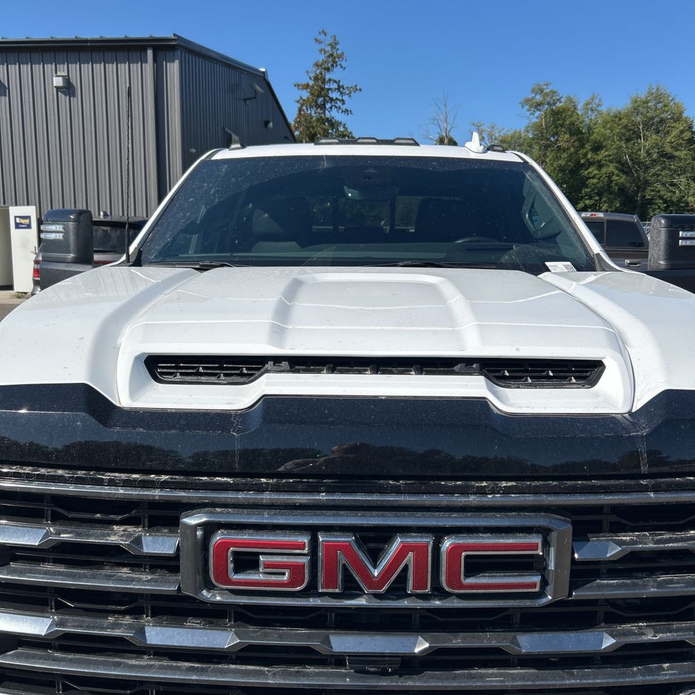 2024 GMC Sierra 2500 AT4