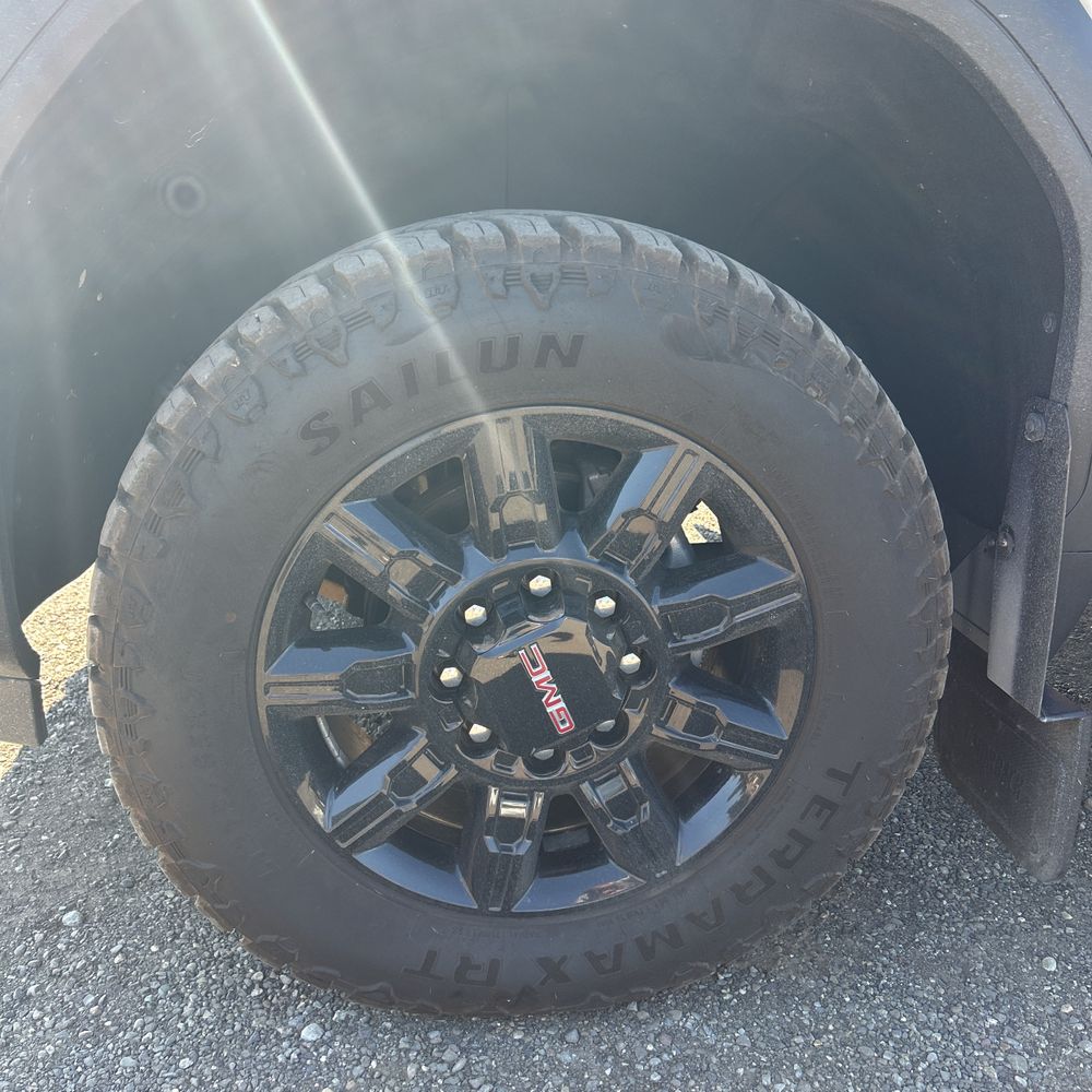 2024 GMC Sierra 2500 AT4