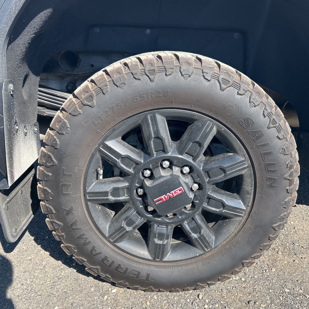 2024 GMC Sierra 2500 AT4