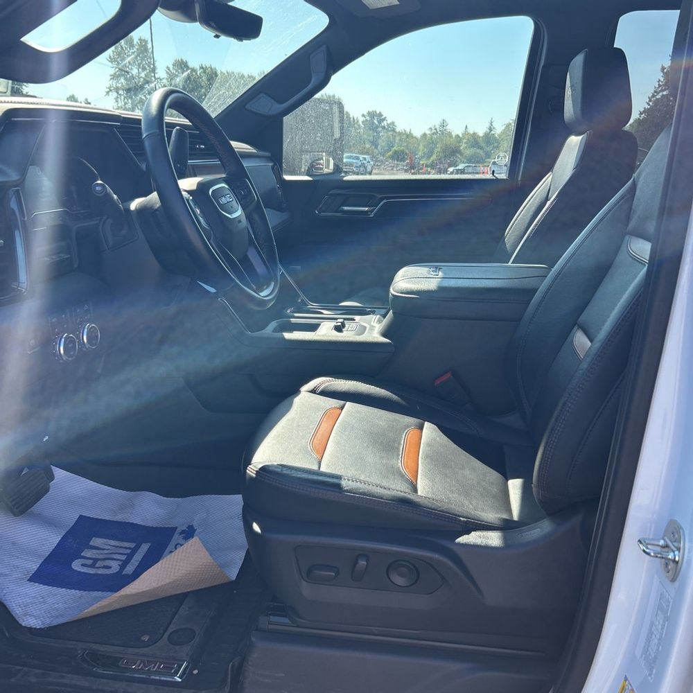 2024 GMC Sierra 2500 AT4