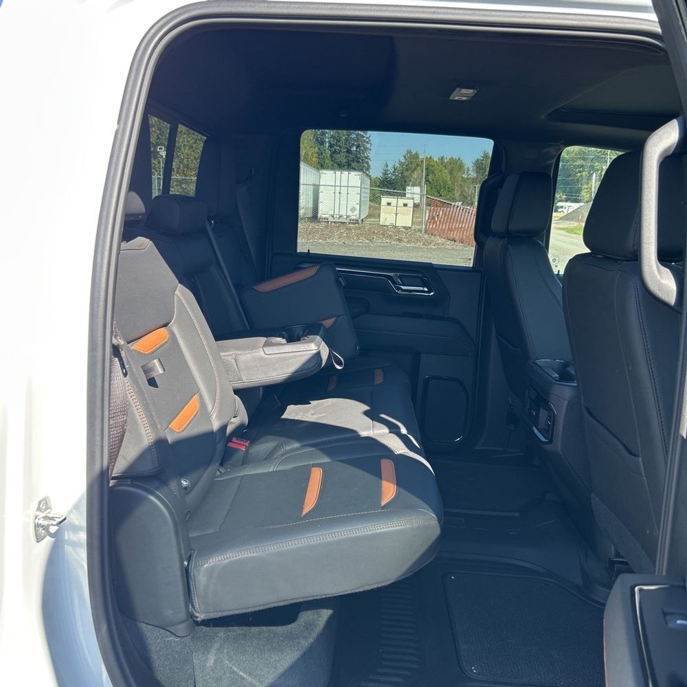 2024 GMC Sierra 2500 AT4
