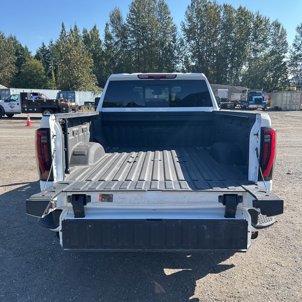 2024 GMC Sierra 2500 AT4