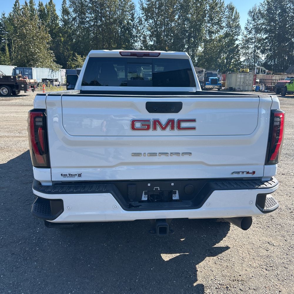 2024 GMC Sierra 2500 AT4