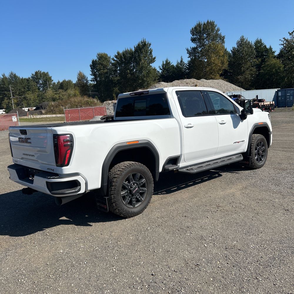 2024 GMC Sierra 2500 AT4